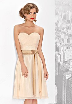 Вечернее платье Ф54260. А-силуэт, короткое без шлейфа.